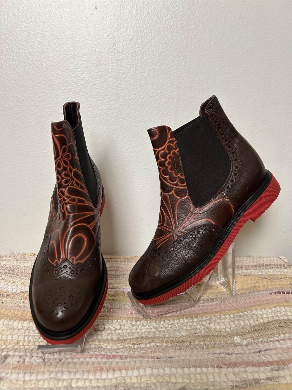 J David Maresco Brown Leather Embossed Chelsea Boots Red Sole 8